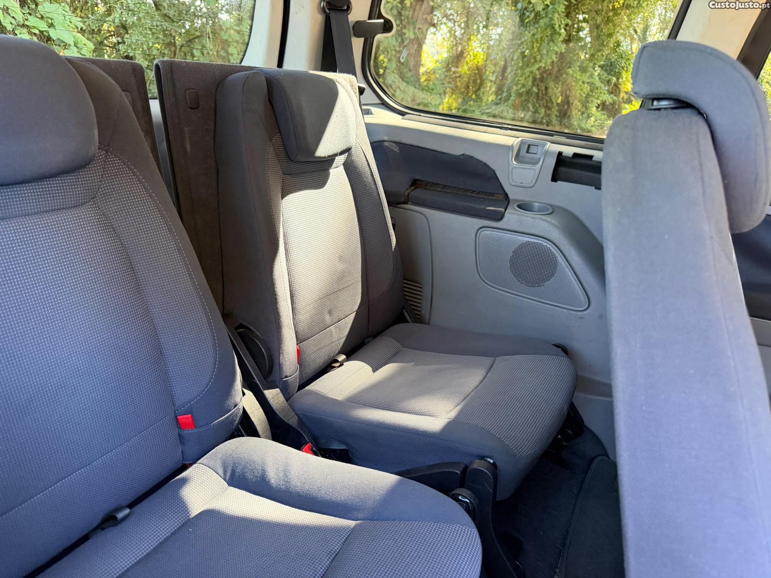 Ford Galaxy trend 7 lugares — fotografia 4