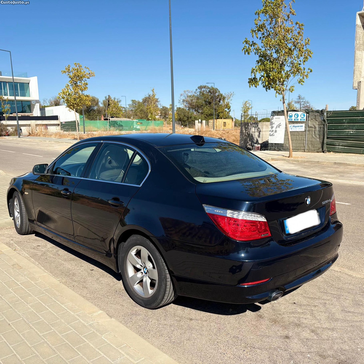 BMW 520 2009 - 09 foto 2