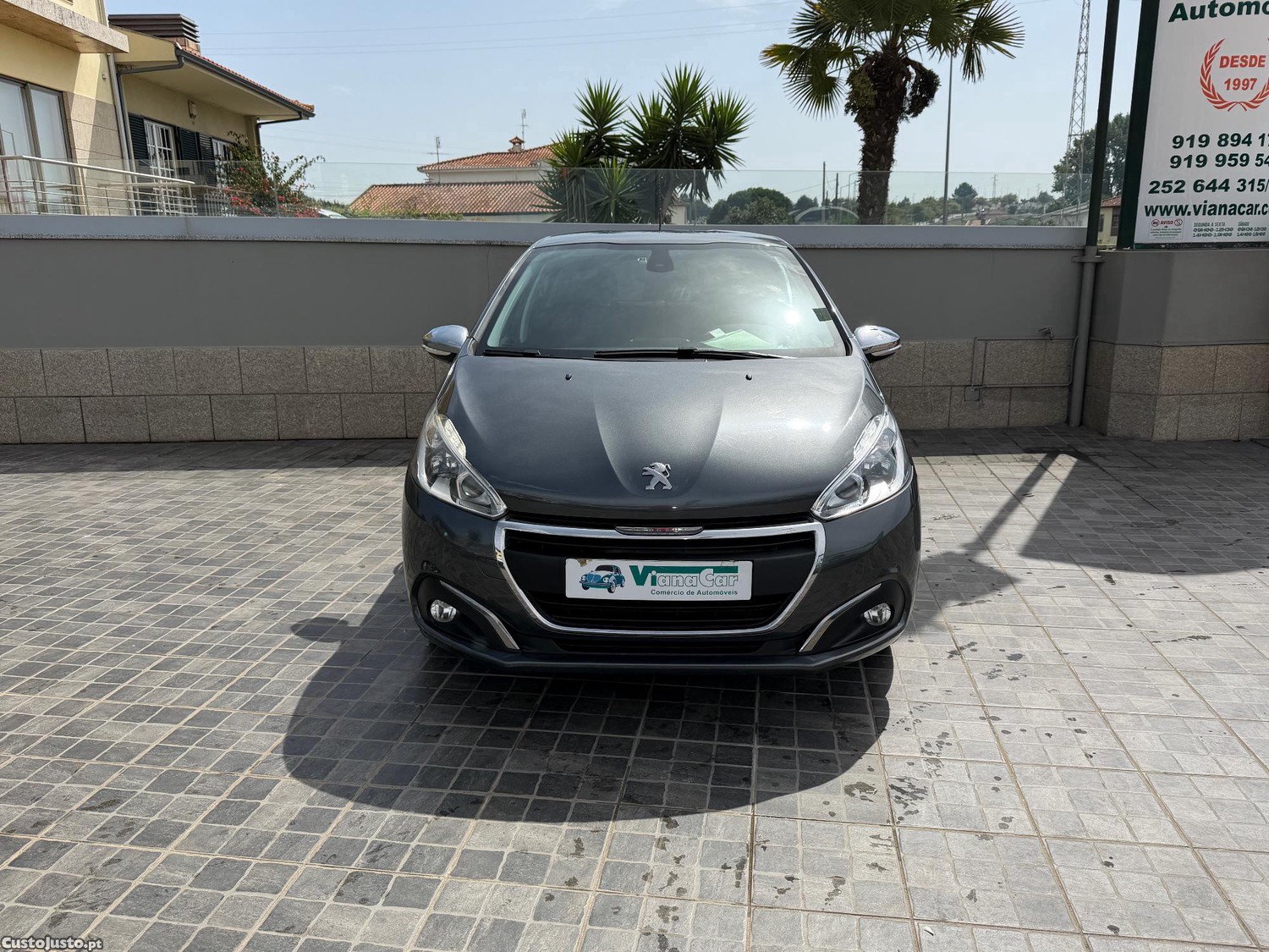 Peugeot 208 1.2Puretech 82cv Style — photo 3