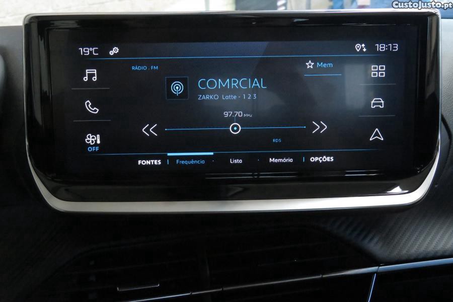 Peugeot e-208 50 kWh Active — fotografia 17