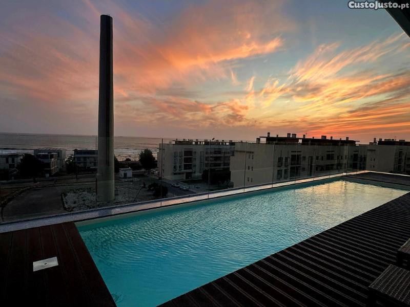 Apartamento T2 Com Piscina E Vistas Mar