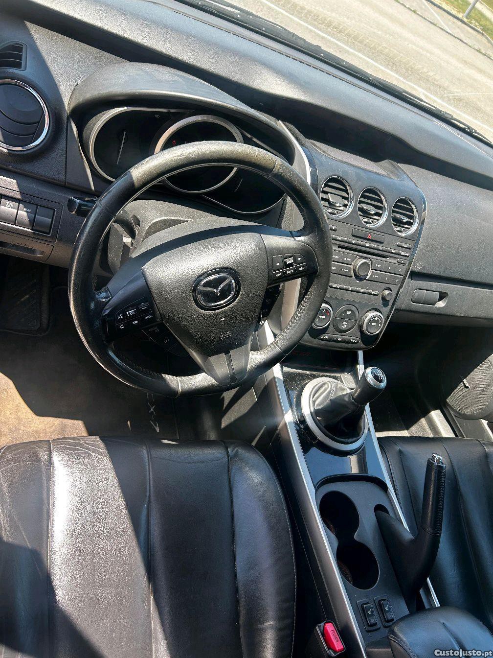 Mazda CX-7 SUV — photo 3
