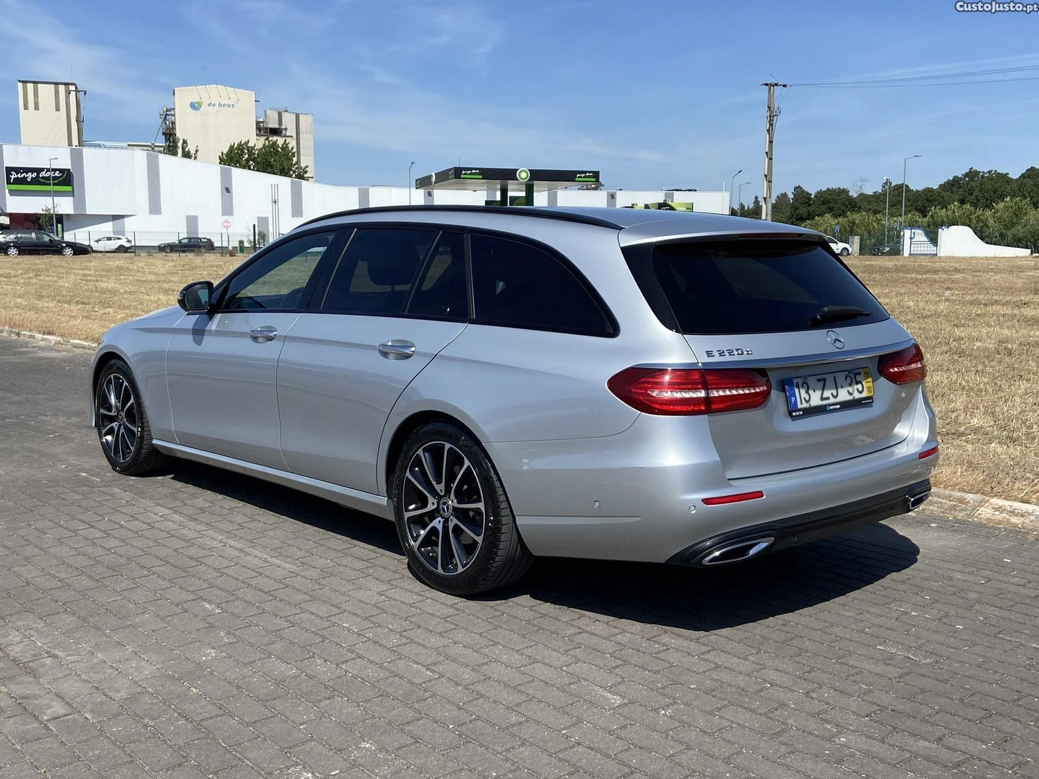 Mercedes-Benz E 220 d Avantgarde — fotografia 19