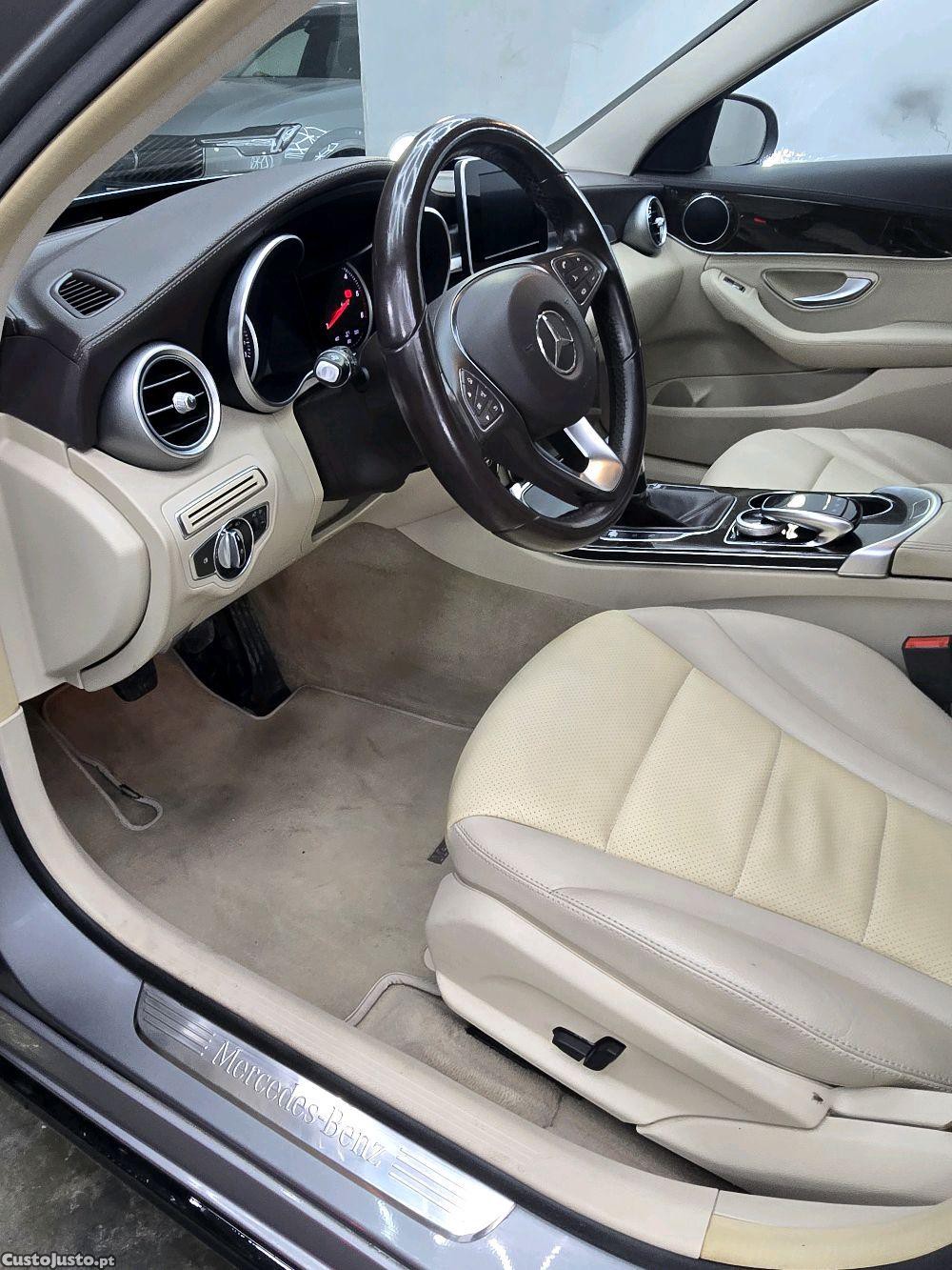 Mercedes-Benz C 200 avantgard — fotografia 4