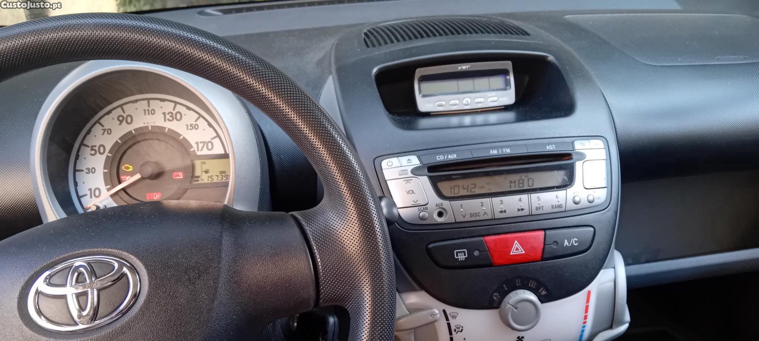 Toyota Aygo Confort - 06 foto 2