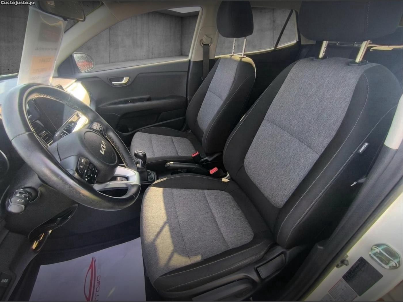 Kia Stonic 1.0 T-GDI Wave — fotografia 7