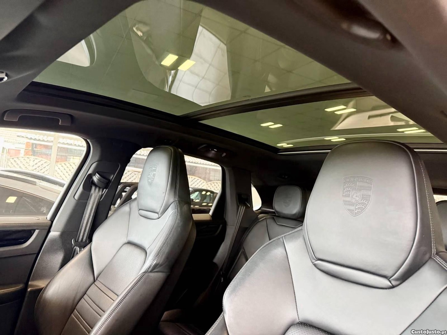 Porsche Cayenne V6 — fotografia 5