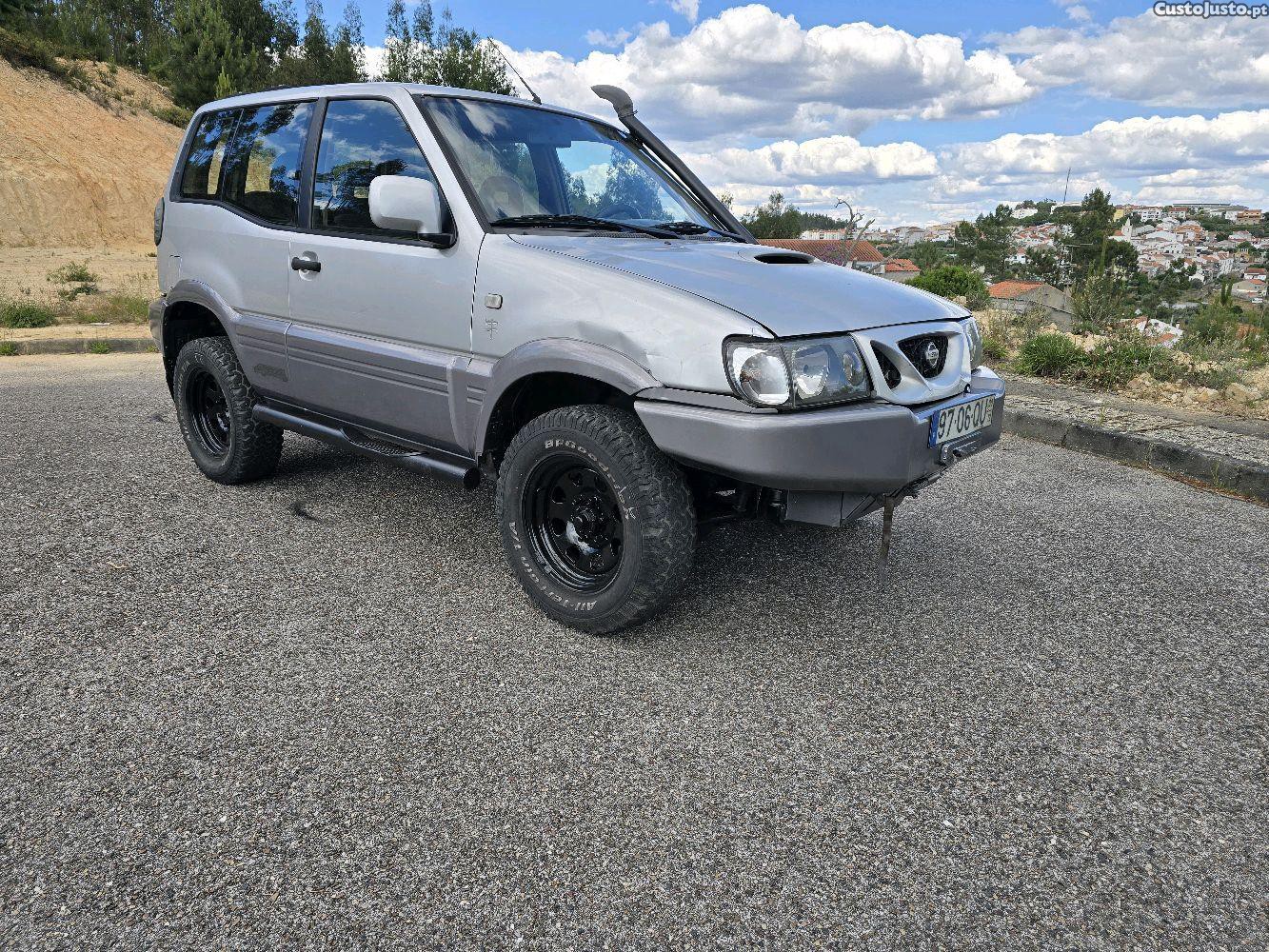 Nissan Terrano Tibete — fotografia 8