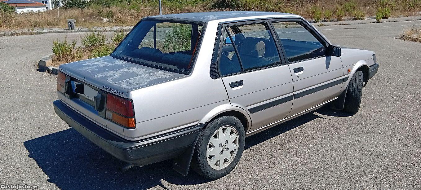 Toyota Corolla 1.6 GL — fotografia 3