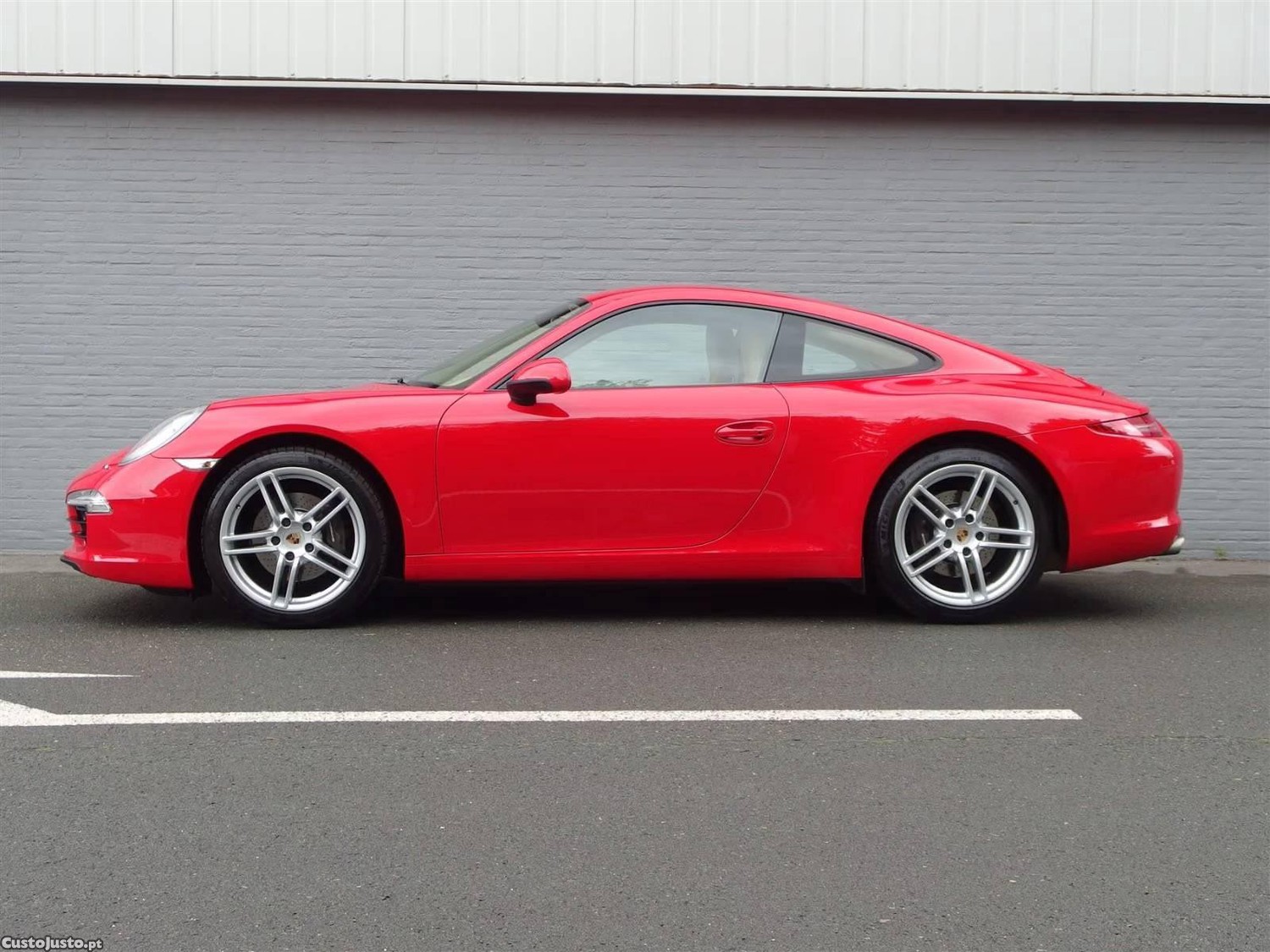 Porsche 911 Carrera - 13 — photo 3