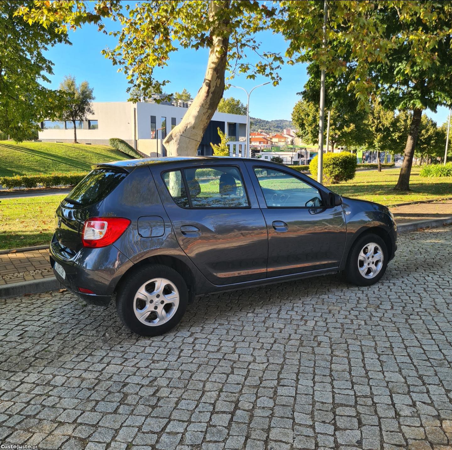Dacia Sandero 90cv A/C GPS Bluetooth — photo 3