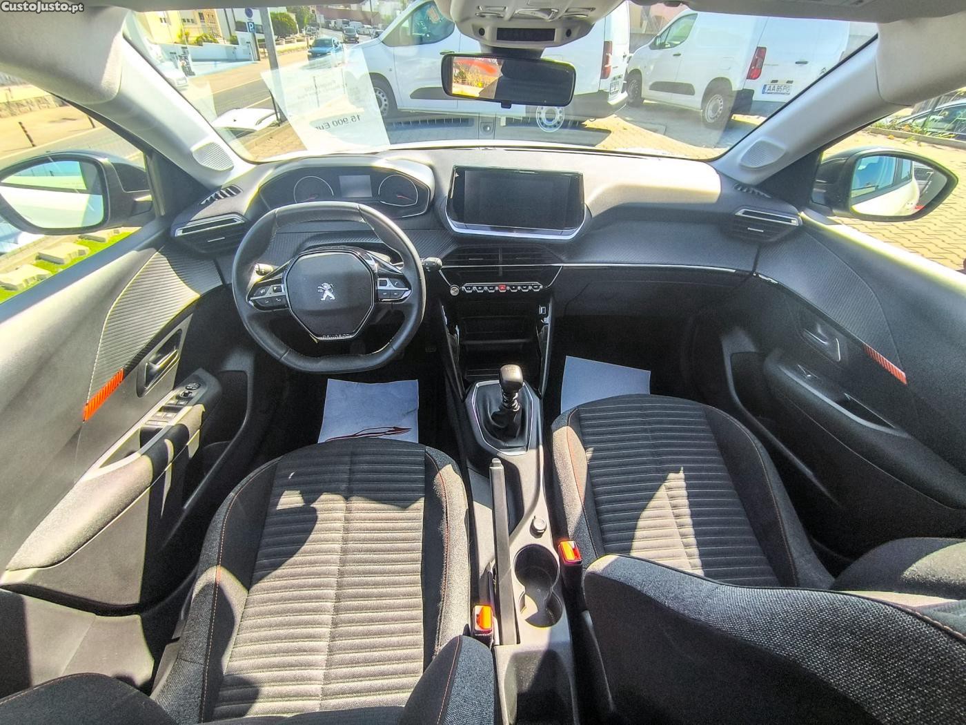 Peugeot 208 1.5 BlueHDi Active P — fotografia 3