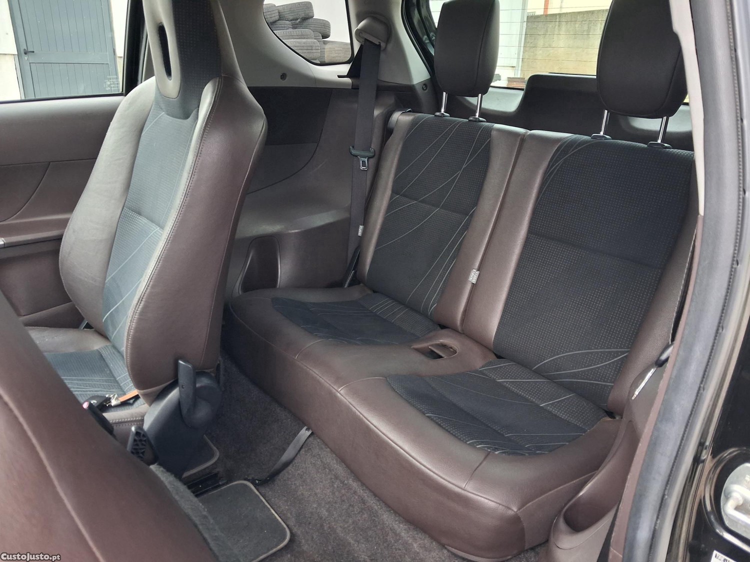 Toyota iQ 1.0 Gasolina — fotografia 9
