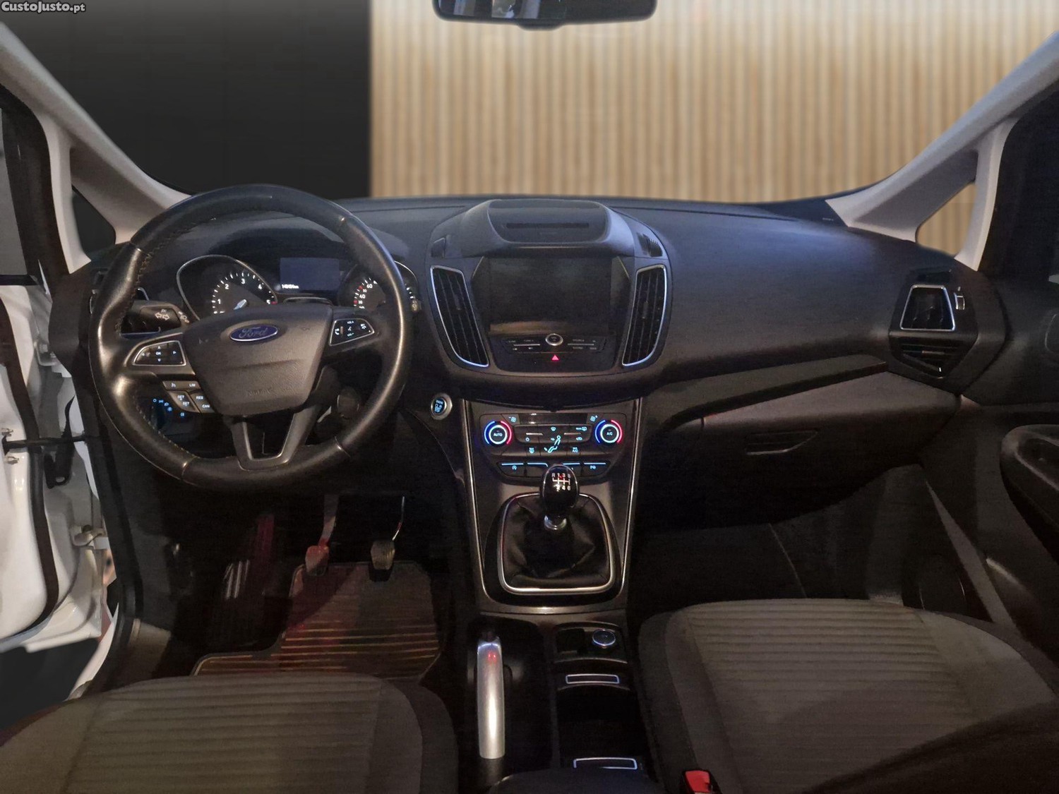 Ford Grand C-Max 1.5TDCI — fotografia 4