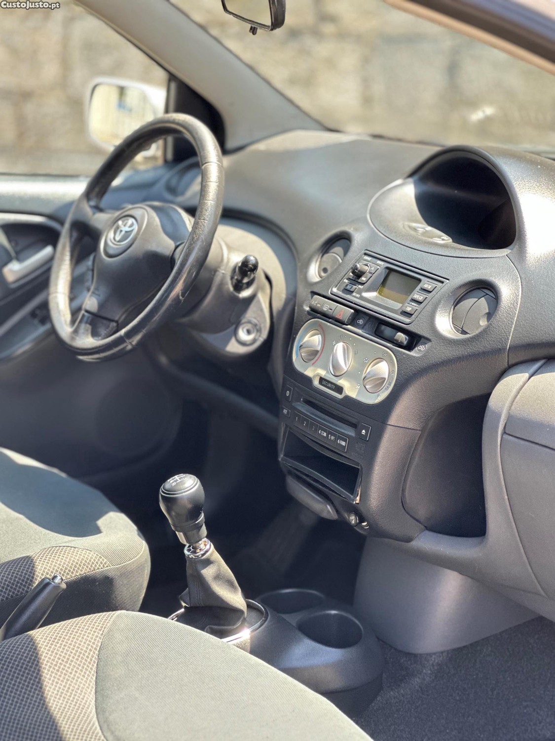 Toyota Yaris D4D 5 LUGARES — fotografia 5