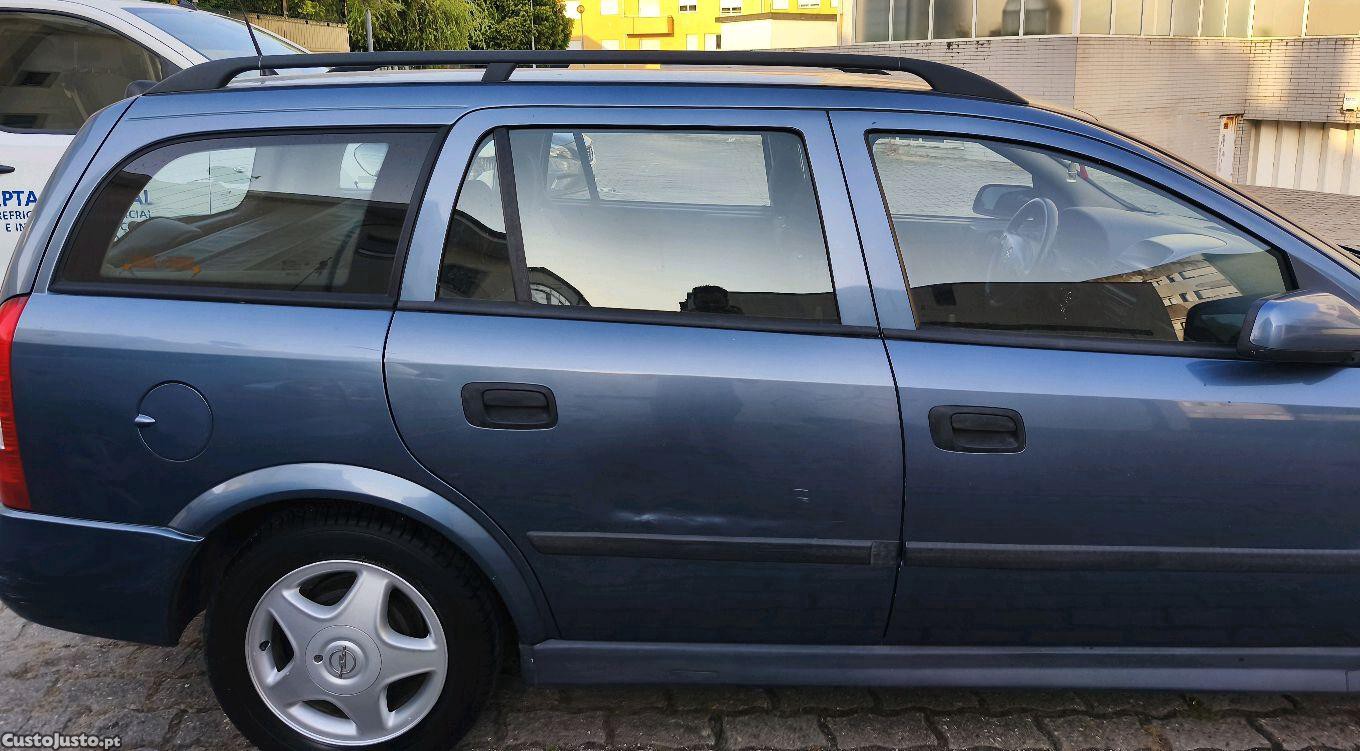 Opel Astra 1.4 16v — photo 2