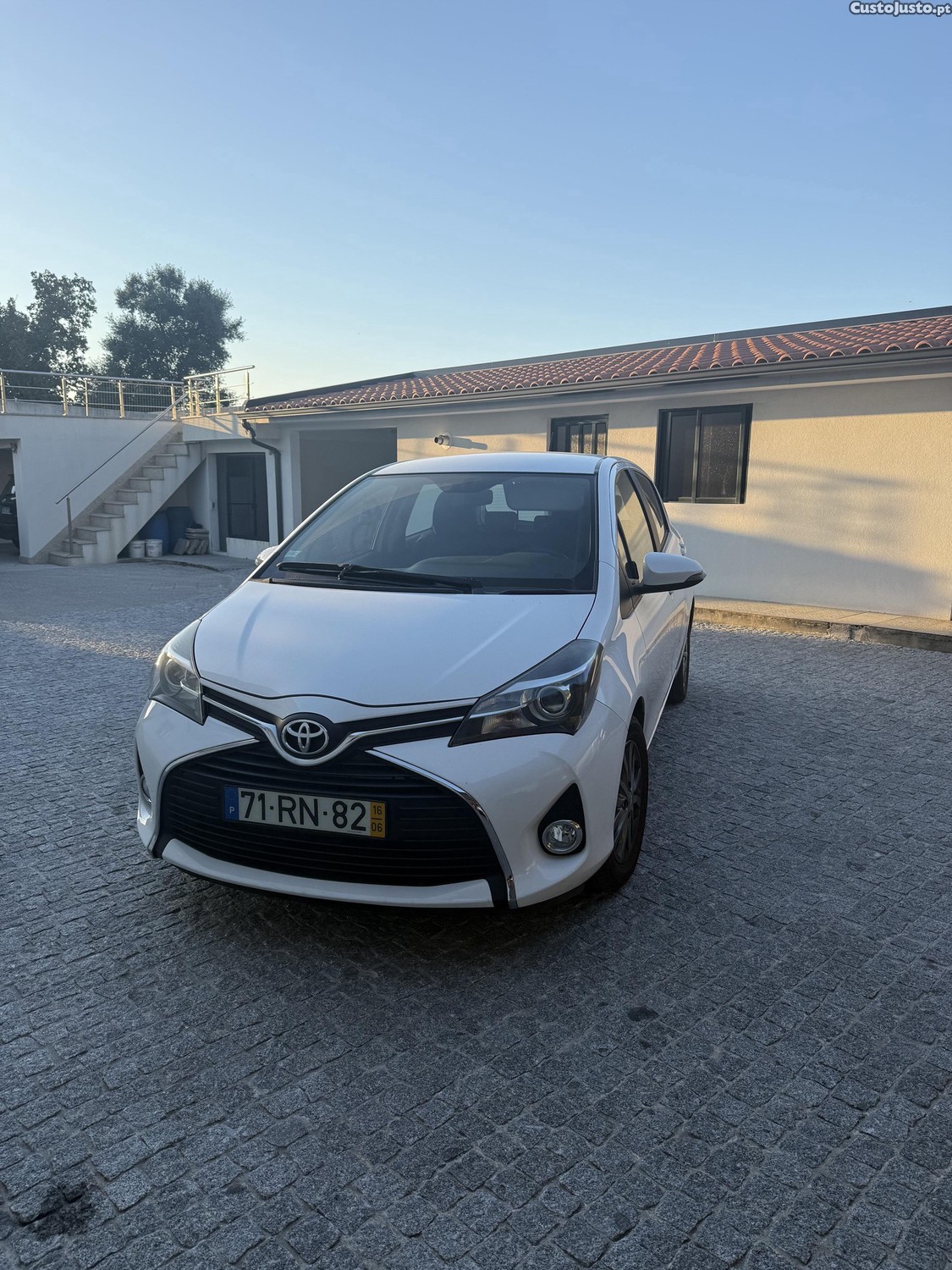 Toyota Yaris 1.0 — photo 5