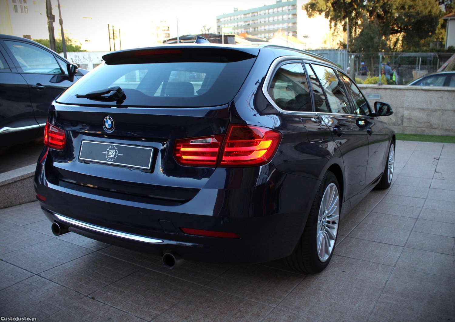 BMW 335 xDrive L.Mod.Auto - 13 foto 4