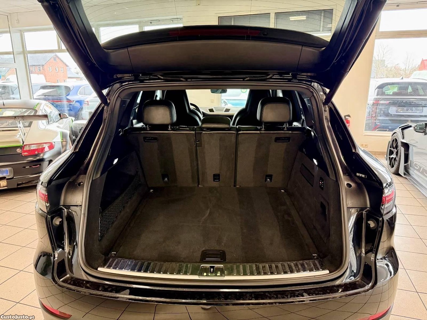 Porsche Cayenne V6 — fotografia 3