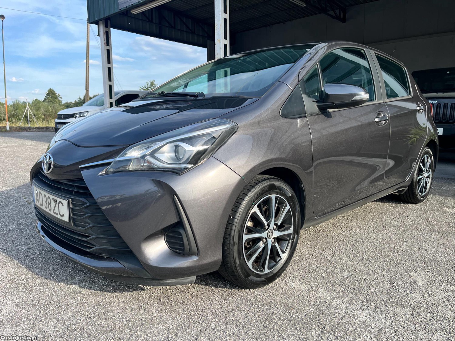Toyota Yaris 1.0 VVT-i Comfort — fotografia 10