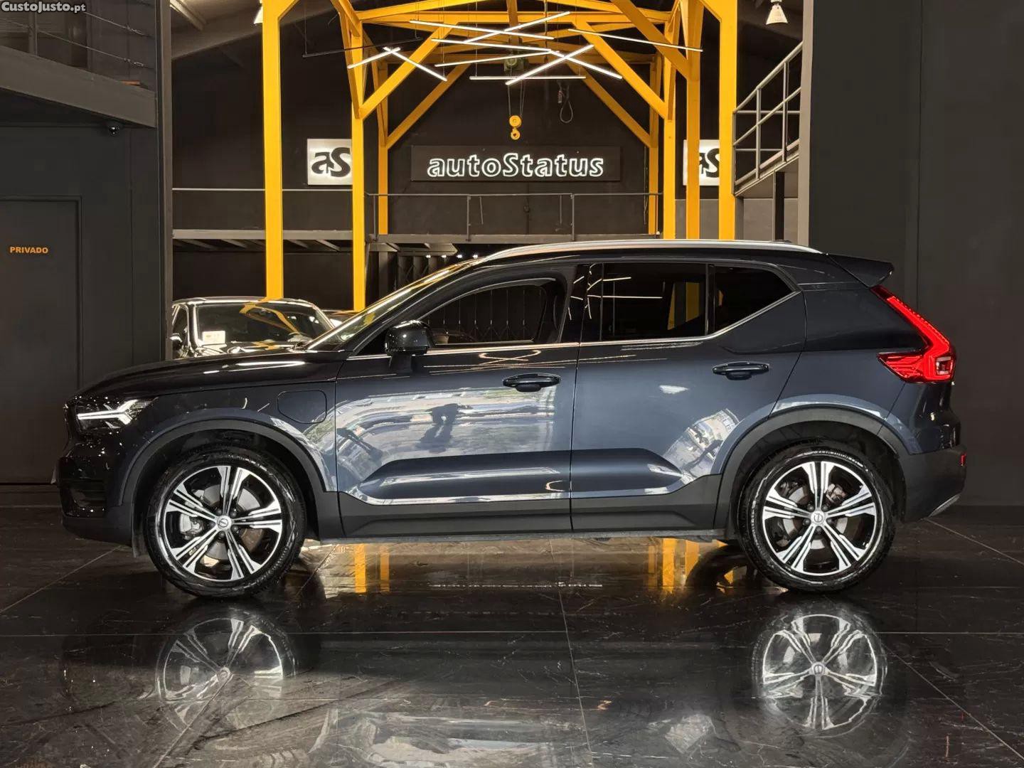 Volvo XC40 1.5 t5 phev momentum - 22 foto 4
