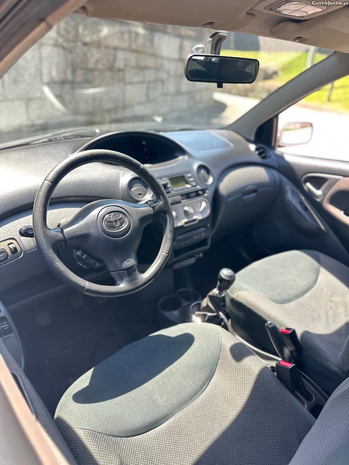 Toyota Yaris D4D 5 LUGARES — fotografia 3