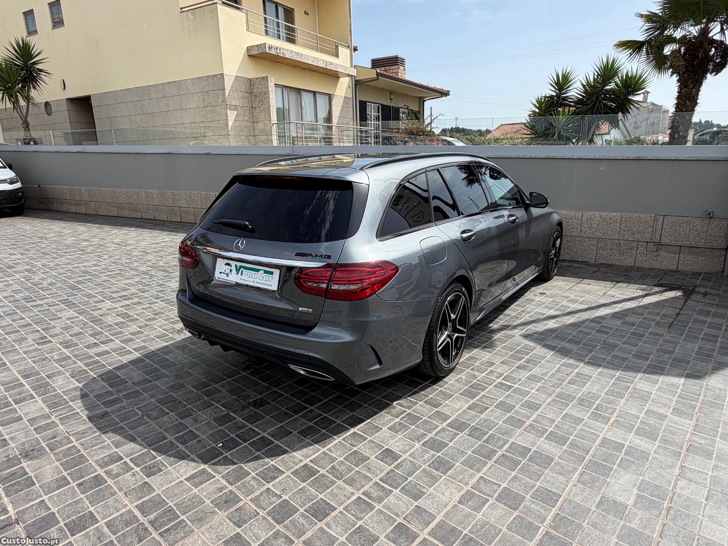 Mercedes-Benz C 220 d ST 194cv AMG — fotografia 6