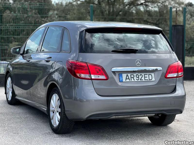 Mercedes-Benz B 180 d Fleet Pack — fotografia 13