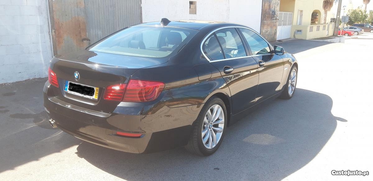 BMW 520 d Line Luxury Auto — fotografia 5