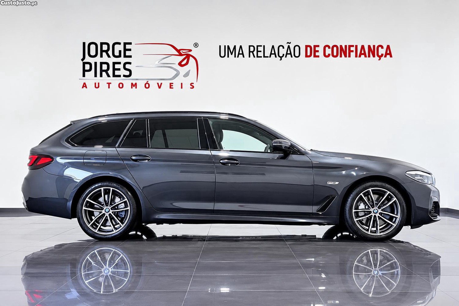BMW 520 520 TOURING PLUG-IN HYBRID PACK M AUTOMÁTICO 204 CV - NACIONAL - 22 — photo 4