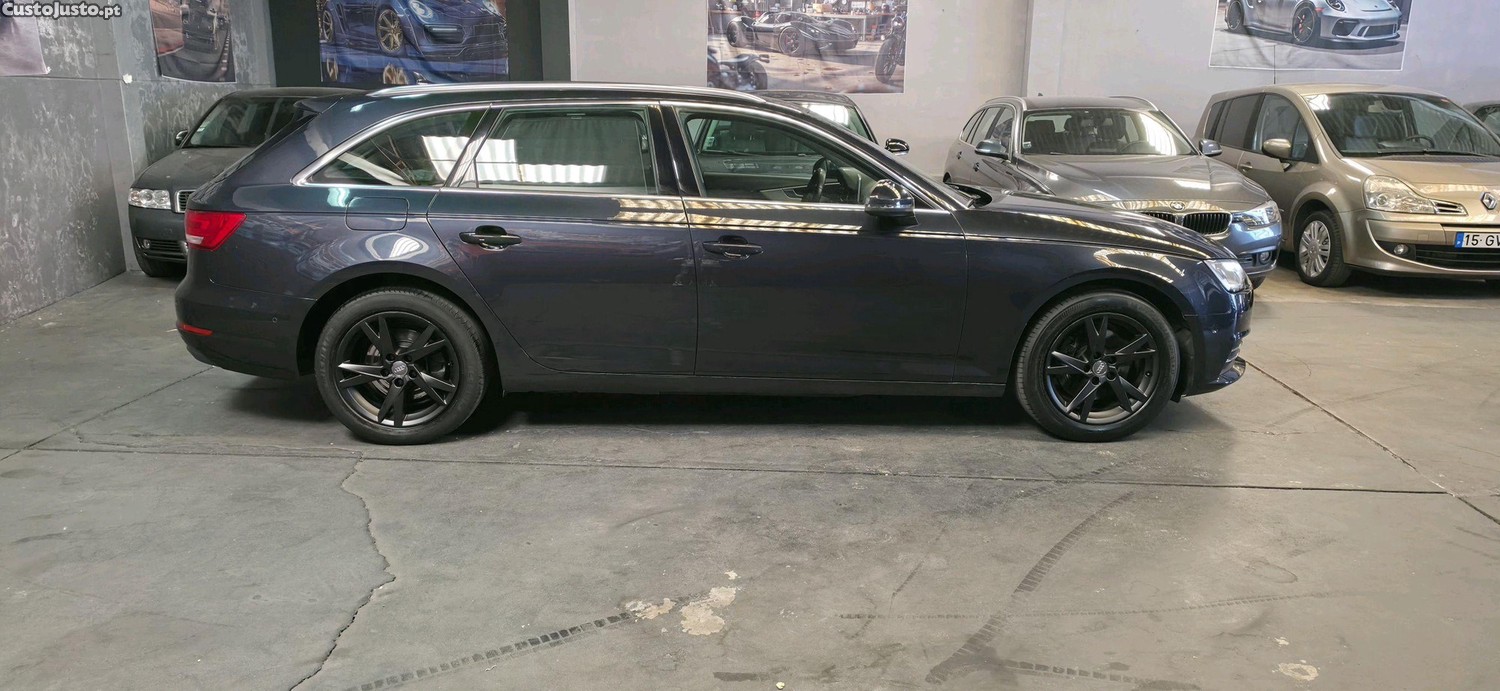 Audi A4 Avant 2.0 TDI Nacional Full Extras — photo 4