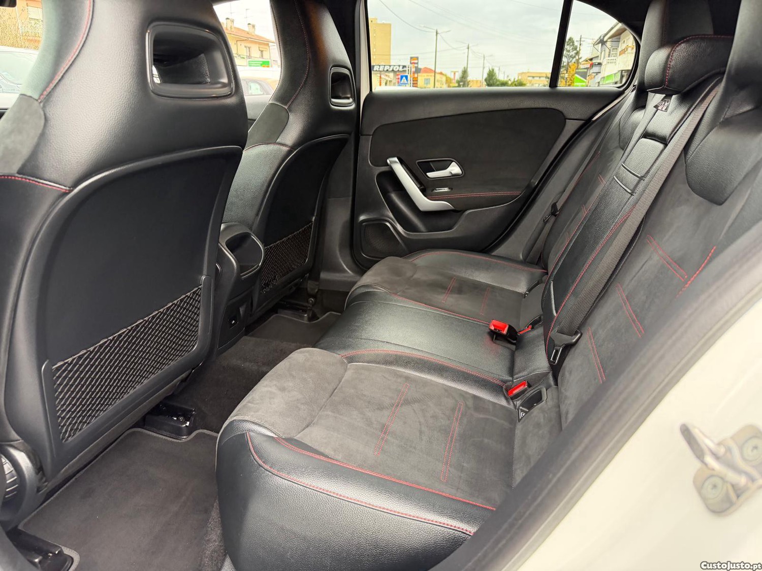 Mercedes-Benz A 200 d AMG Line Aut. — fotografia 18