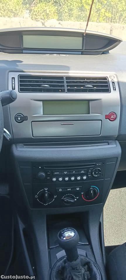 Citroën C4 1.6 HDI - 10 foto 5