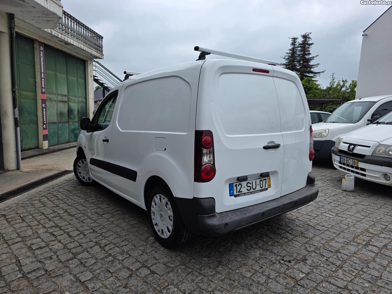 Citroën Berlingo 1.6 BlueHDi Feel 7L — fotografia 6