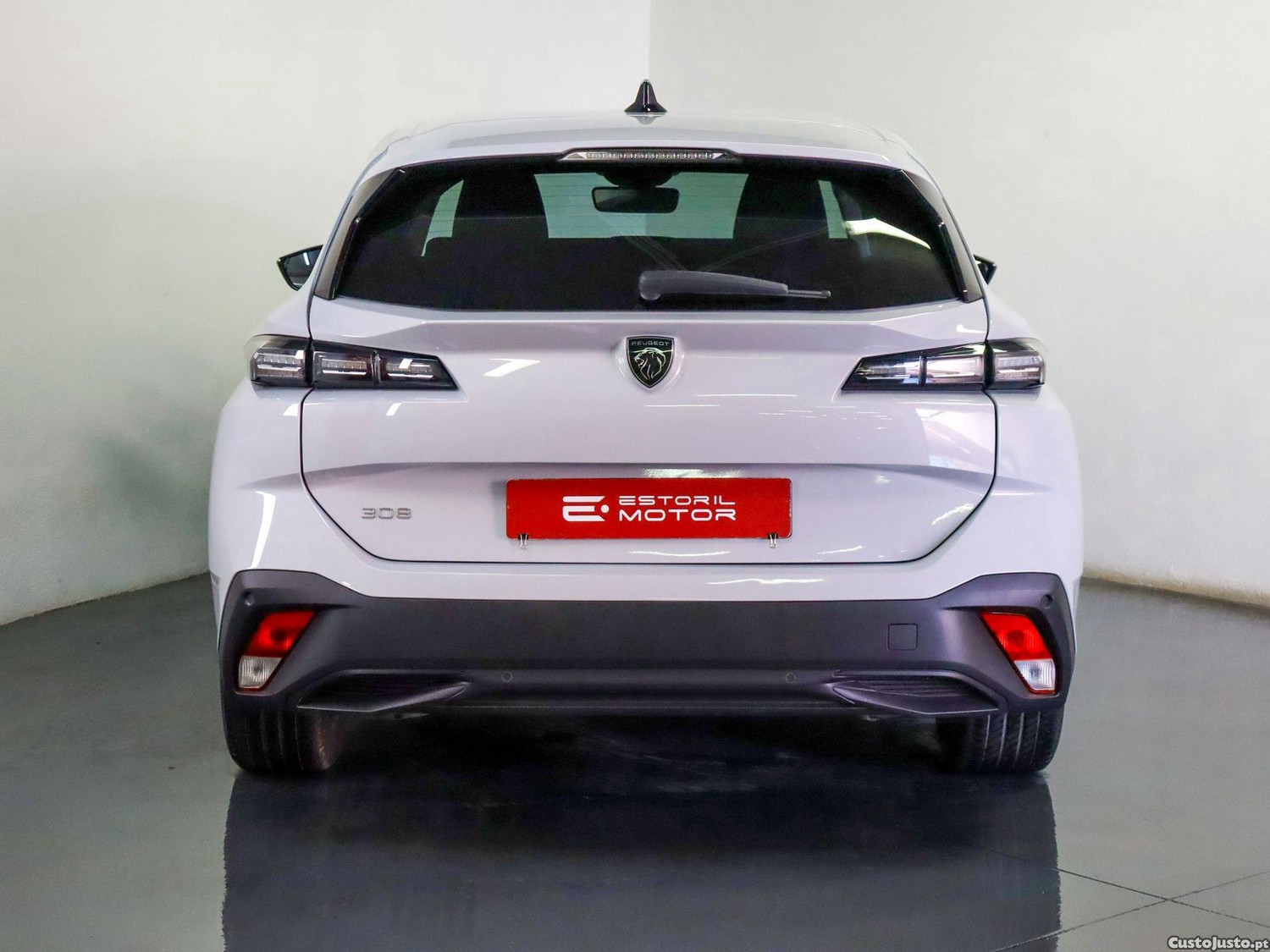 Peugeot 308 SW 1.5 BlueHDi Style EAT8 - 25 — photo 4