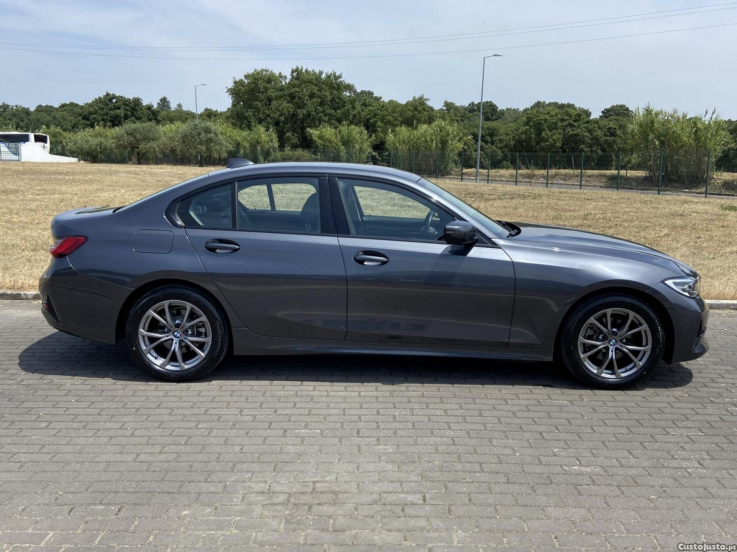BMW 320 d Auto — fotografia 14