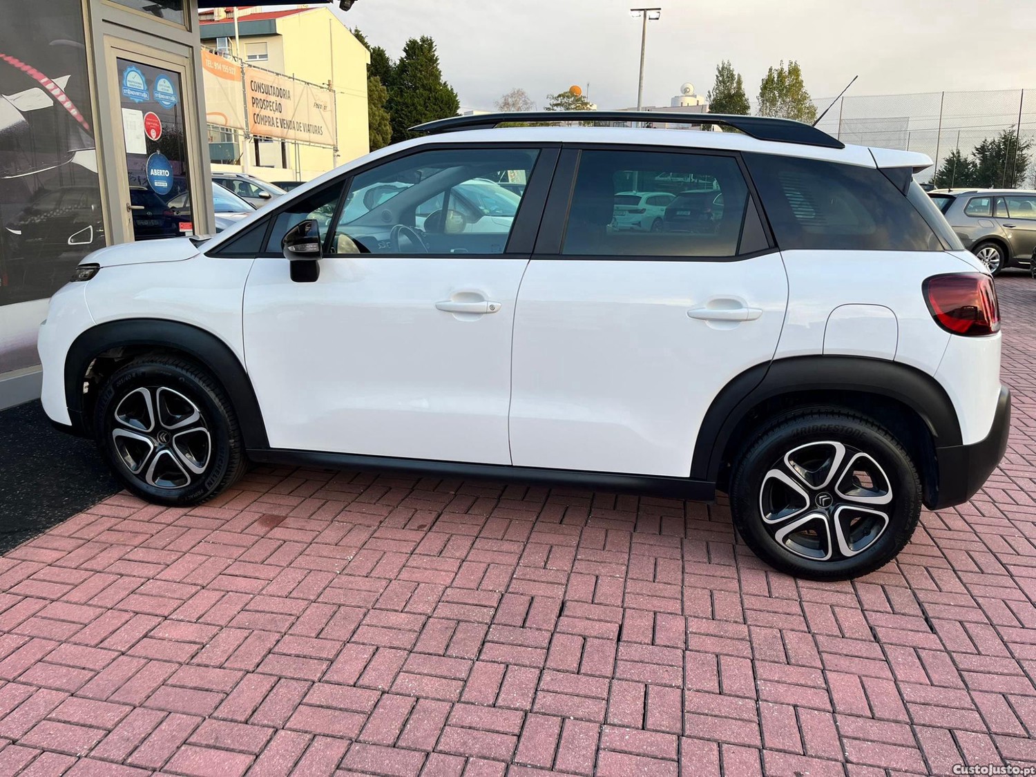 Citroën C3 Aircross 1.5 BlueHDi Shine — fotografia 14