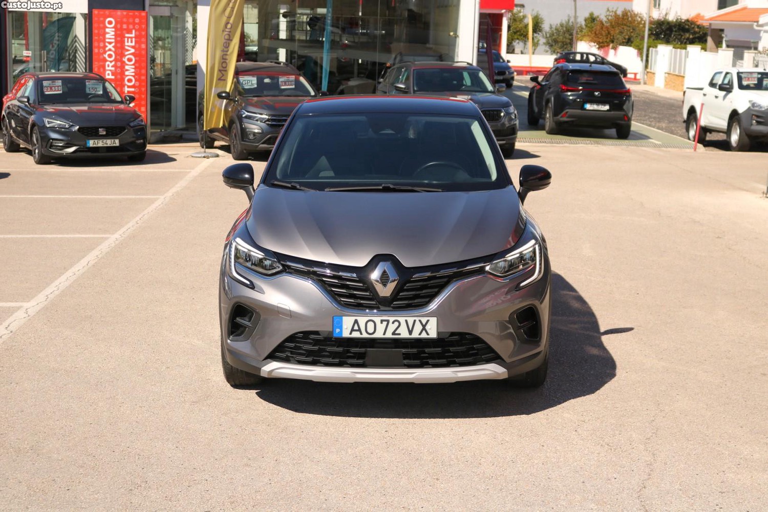 Renault Captur 1.6 E-Tech Plug-In Intens 160cv — photo 3