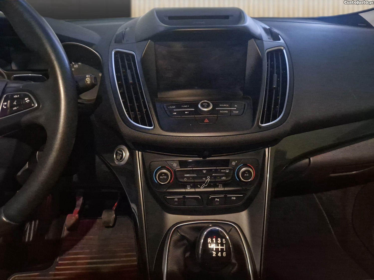 Ford Grand C-Max 1.5TDCI — fotografia 5
