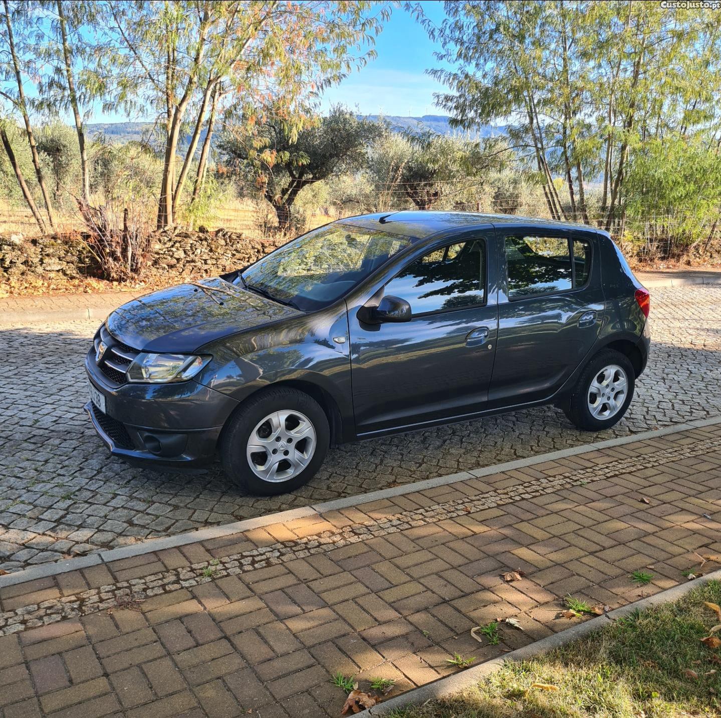 Dacia Sandero 90cv A/C GPS Bluetooth — photo 2