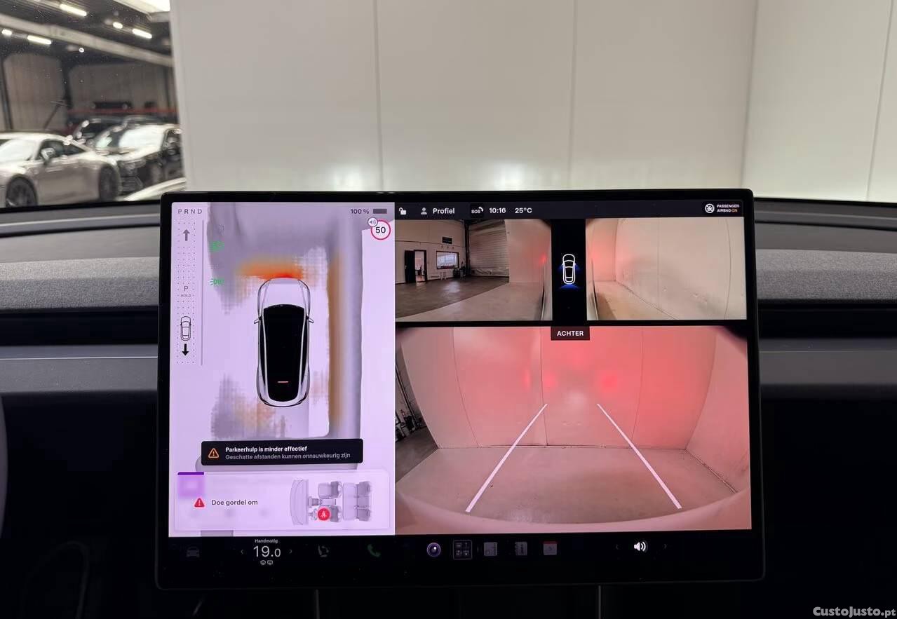 Tesla Model Y Standard Range — fotografia 5