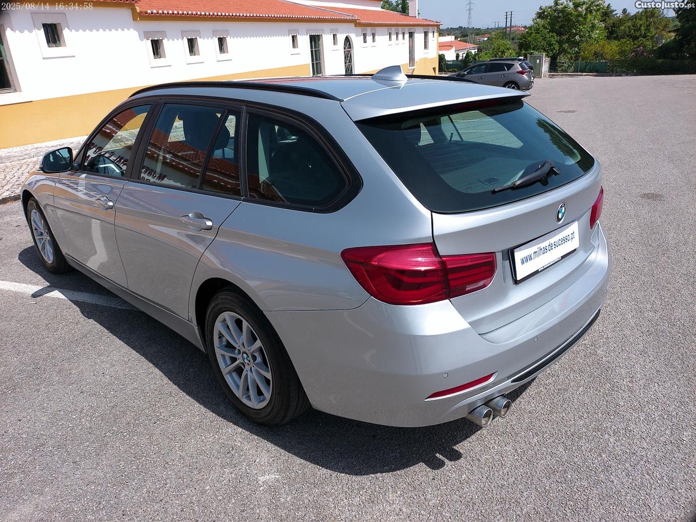 BMW 320 d Touring Efficient Dynamics — fotografia 5