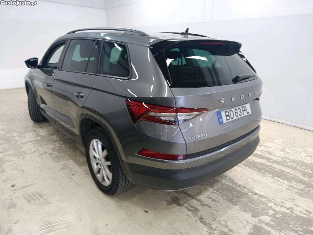 Skoda Kodiaq 2.0 TDI Ambition DSG 150cv 7Lug - 23 — photo 5