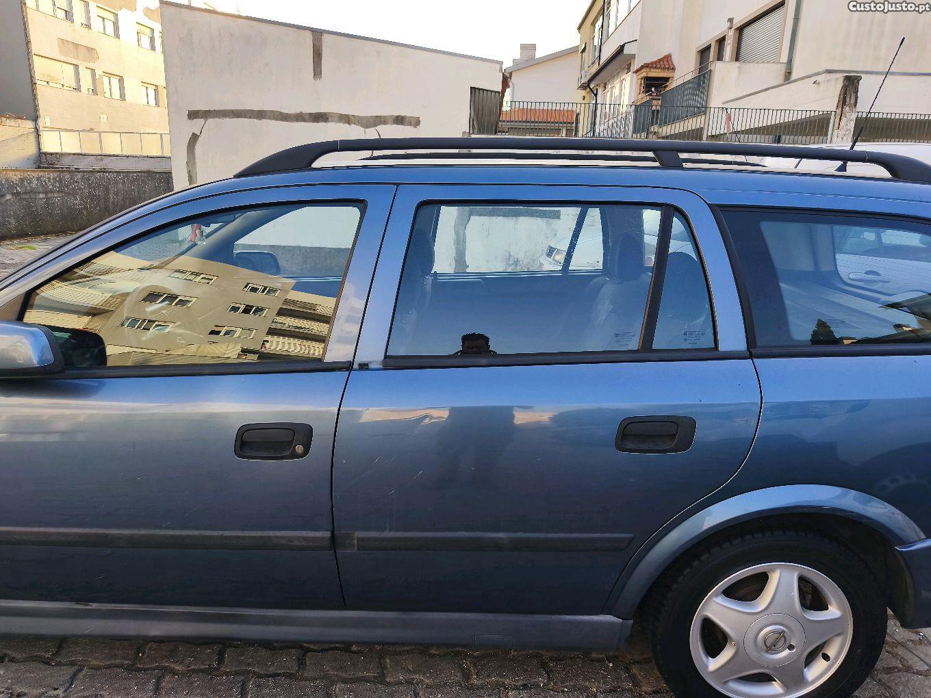 Opel Astra 1.4 16v — photo 3