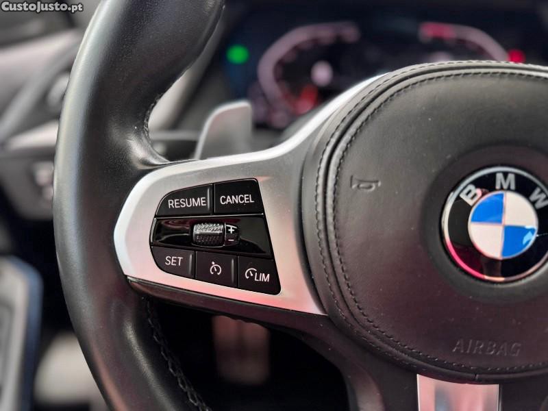 BMW 118 d Pack Desportivo M — fotografia 7