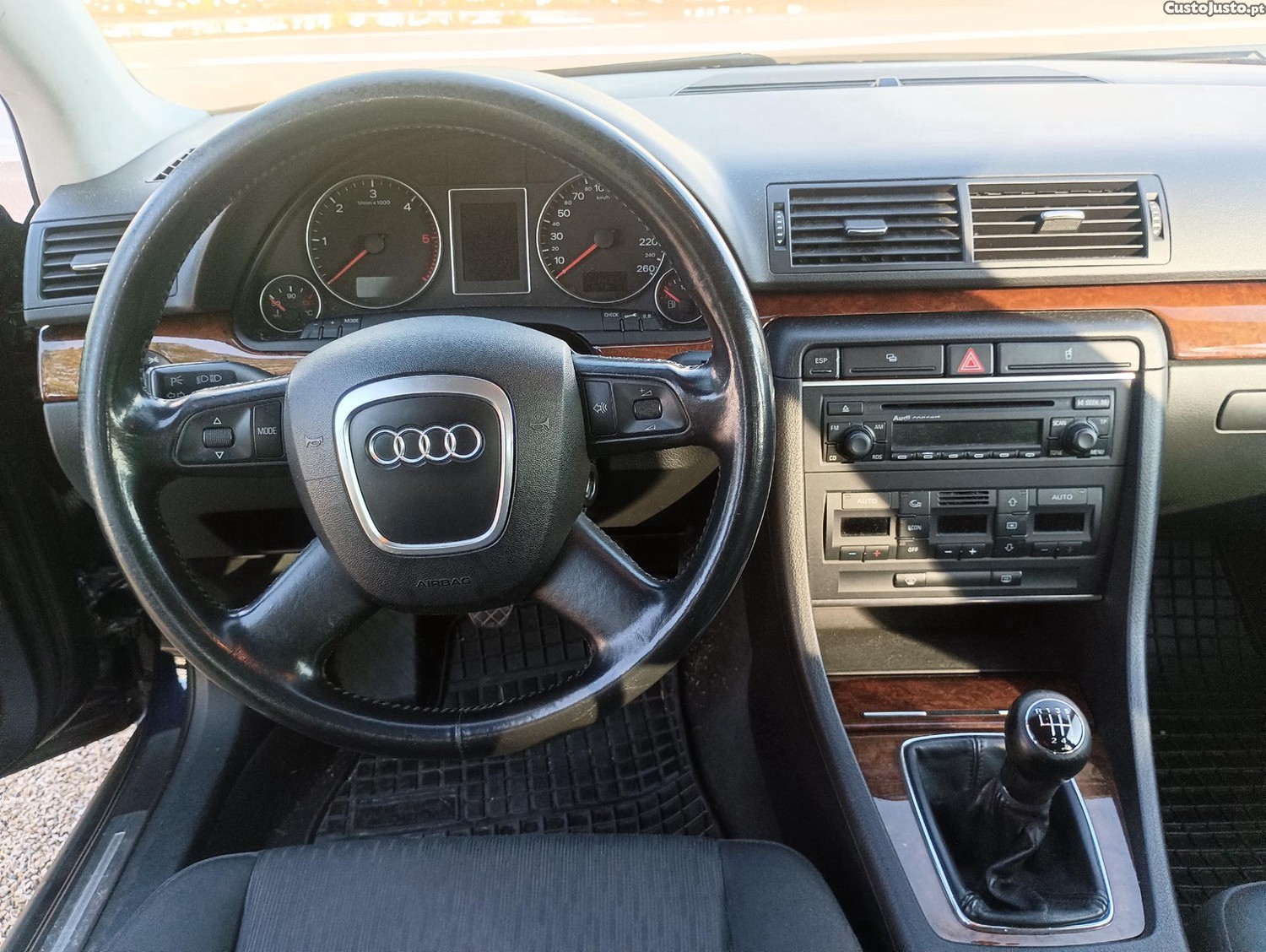 Audi A4 2.0 TDI — fotografia 5