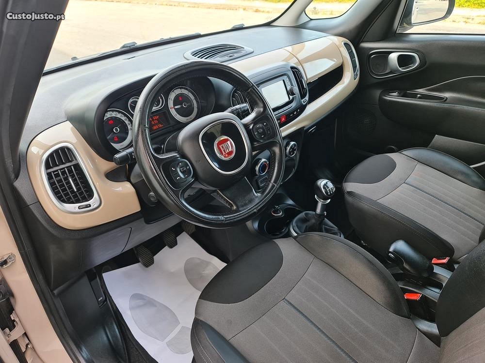 Fiat 500L 0.9 TwinAir 105cv — fotografia 11