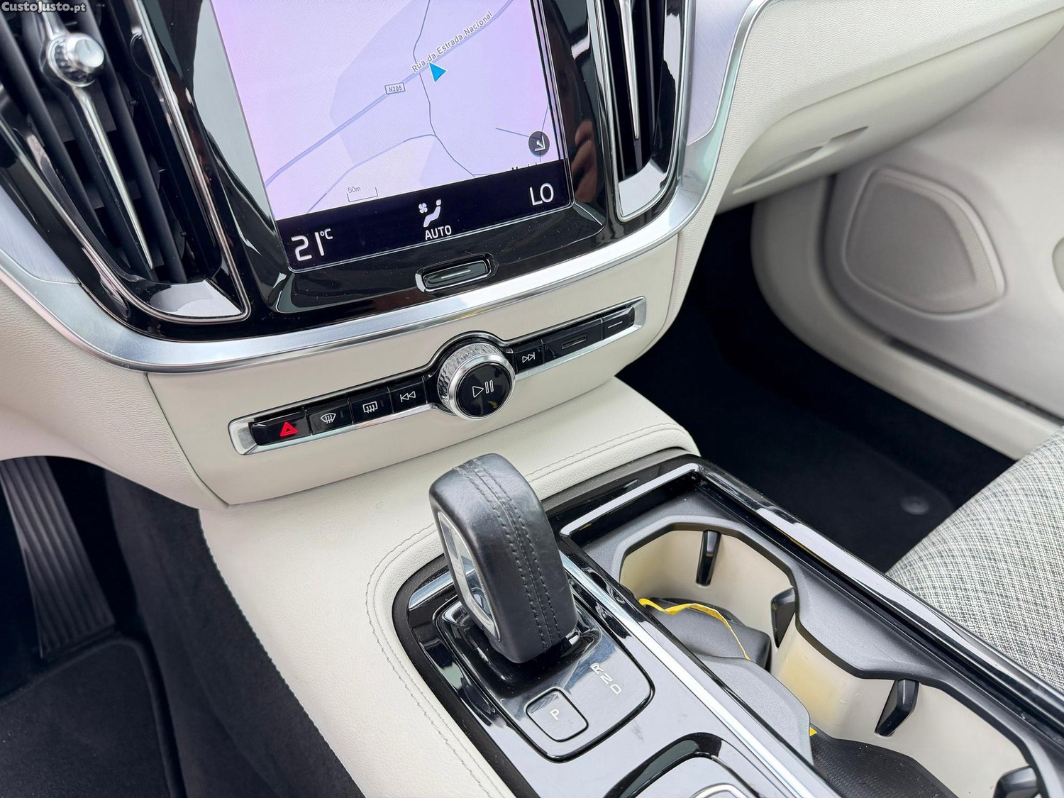 Volvo V60 2.0 T6 AWD TE Inscription Expression — fotografia 8