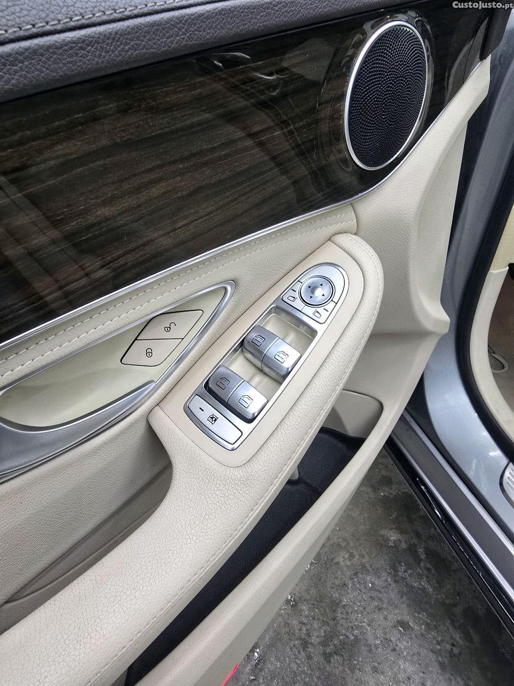 Mercedes-Benz C 200 avantgard — fotografia 5