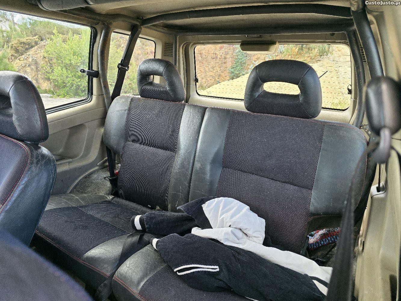 Nissan Terrano Tibete — fotografia 4